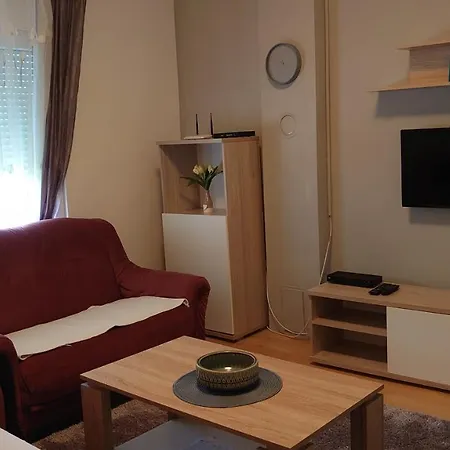 Appartement Tulipan - With Free Private Parking Garage *