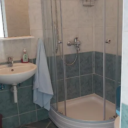 Tulipan - With Free Private Parking Garage شقة موستار