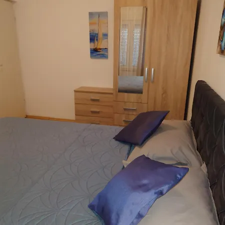 Appartement Tulipan - With Free Private Parking Garage