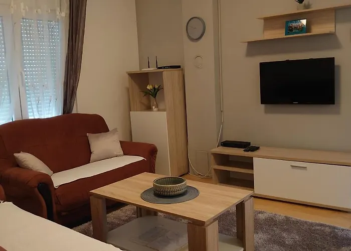 Tulipan - With Free Private Parking Garage * 莫斯塔尔