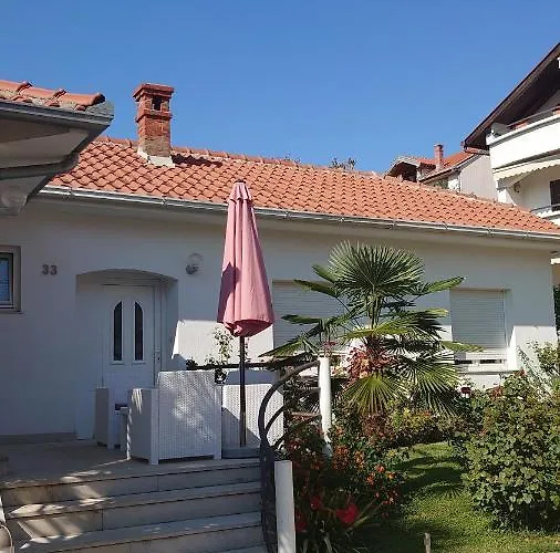 Tulipan - With Free Private Parking Garage 公寓 莫斯塔尔